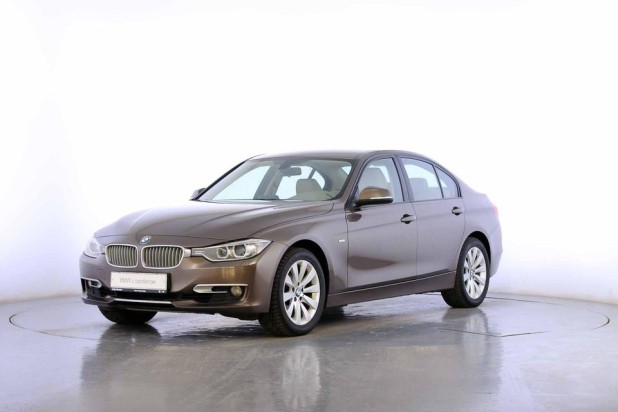 Автомобиль BMW, 3 серия, 2012 года, AT, пробег 87433 км
