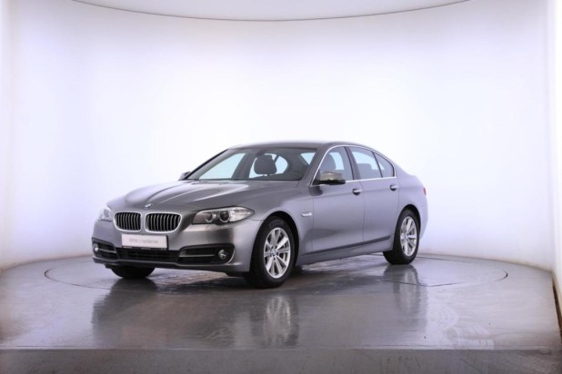 Автомобиль BMW, 5 серия, 2015 года, AT, пробег 76321 км
