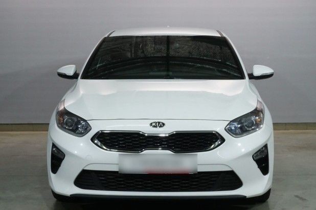 Автомобиль KIA, Cee’d, 2019 года, AT, пробег 60546 км