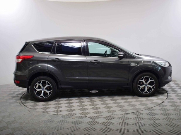 Автомобиль Ford, Kuga, 2015 года, AT, пробег 155617 км