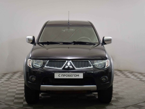 Автомобиль Mitsubishi, L200, 2011 года, AT, пробег 175344 км