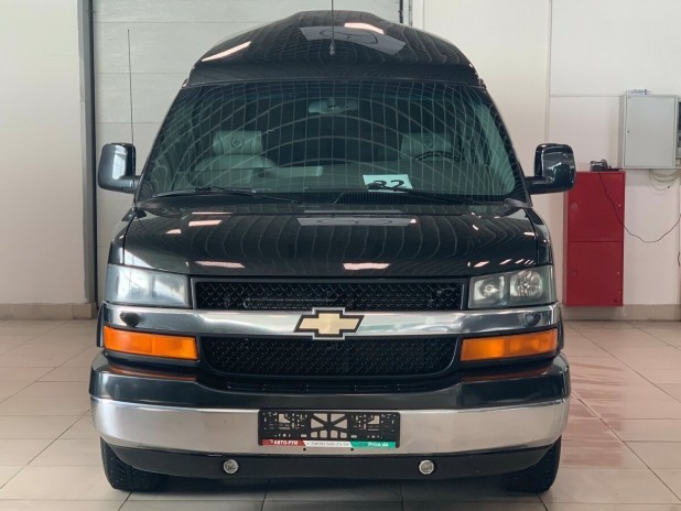 Автомобиль Chevrolet, Express, 2005 года, AT, пробег 146646 км