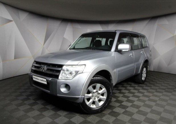 Автомобиль Mitsubishi, Pajero, 2011 года, МТ, пробег 114521 км