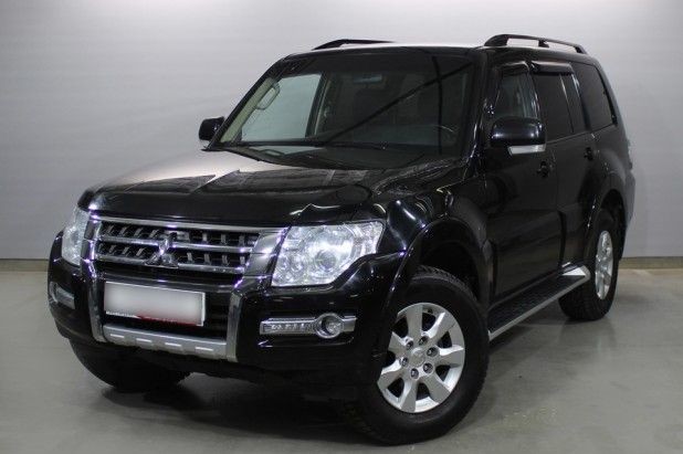 Автомобиль Mitsubishi, Pajero, 2015 года, AT, пробег 90456 км