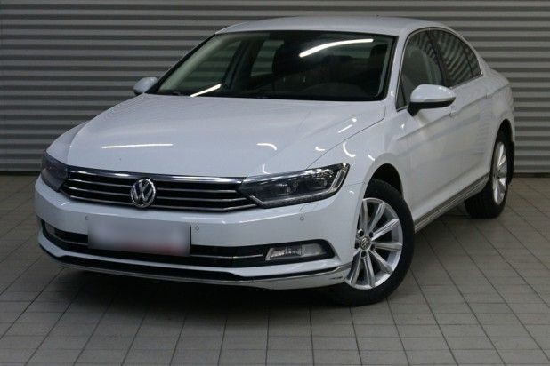 Автомобиль Volkswagen, Passat, 2017 года, Робот, пробег 116874 км