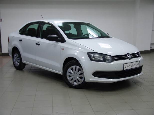 Автомобиль Volkswagen, Polo, 2015 года, МТ, пробег 76188 км