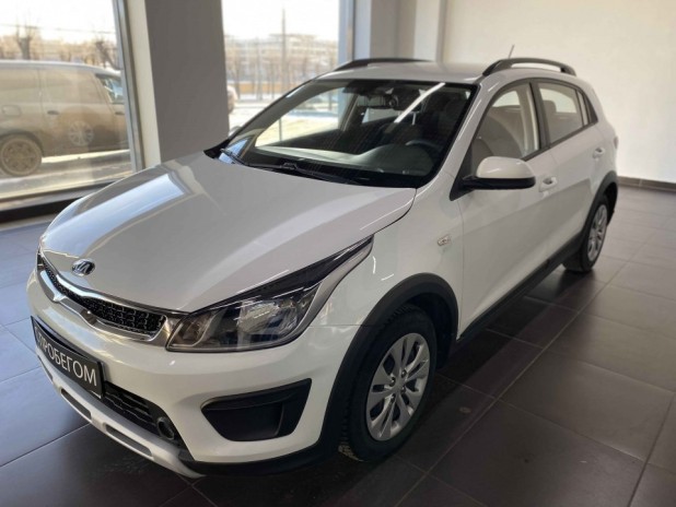 Автомобиль KIA, Rio X-line, 2018 года, AT, пробег 48735 км