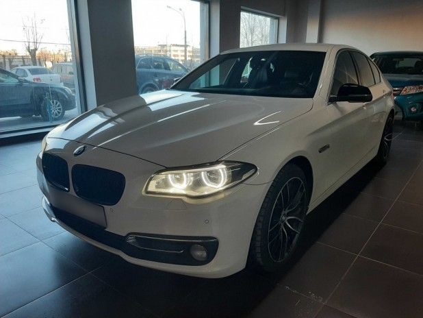 Автомобиль BMW, 5 серия, 2014 года, AT, пробег 127688 км