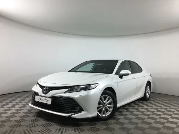 Автомобиль Toyota, Camry, 2019 года, AT, пробег 21530 км