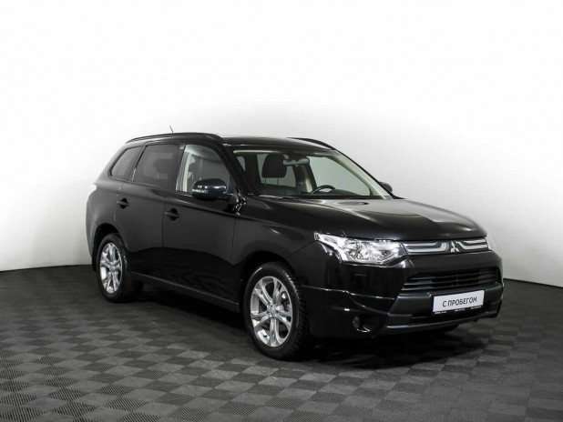 Автомобиль Mitsubishi, Outlander, 2013 года, Вариатор, пробег 84147 км