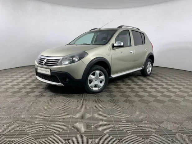 Автомобиль Renault, Sandero, 2012 года, МТ, пробег 135660 км