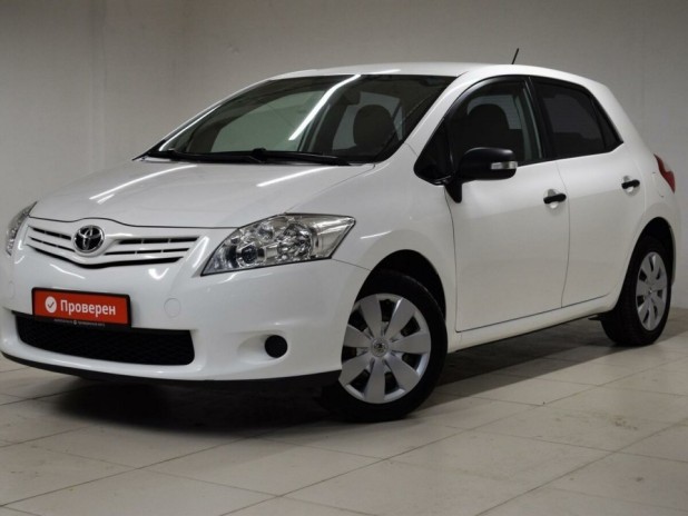 Автомобиль Toyota, Auris, 2011 года, AT, пробег 143785 км