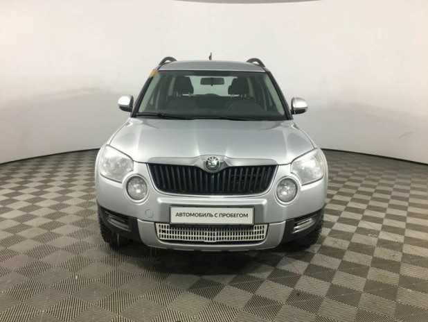 Автомобиль Skoda, Yeti, 2011 года, МТ, пробег 131497 км